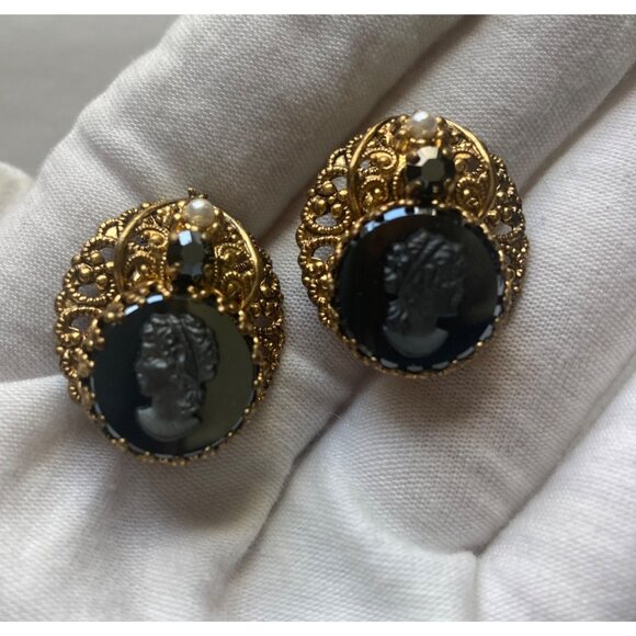 Vintage West Germany Black Cameo Brooch Earrings Set Gold Tone Regency Victorian - Picture 6 of 11